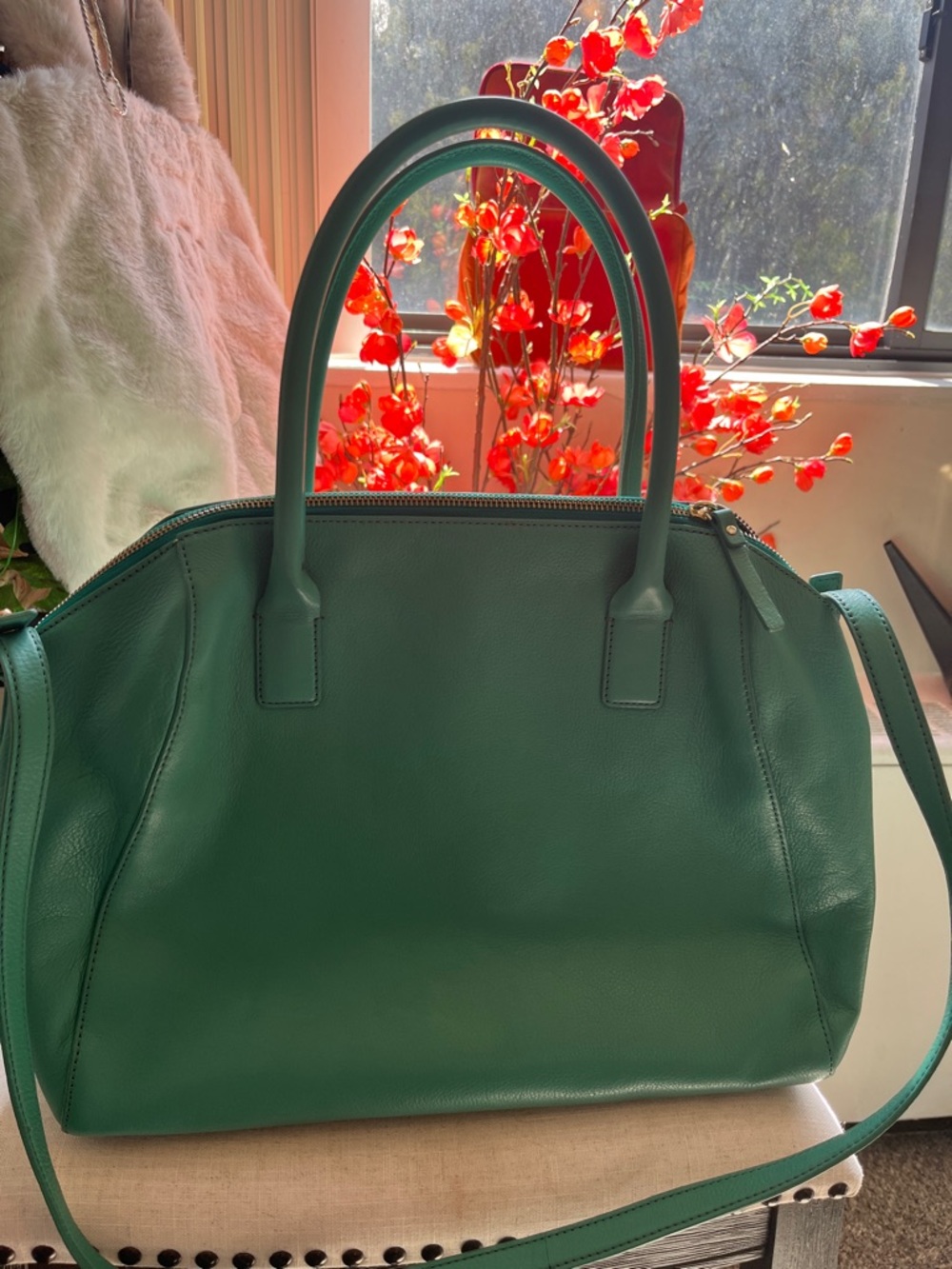Kate Spade Structured green Leather xL Satchel Handbag with Front Turn-Lock